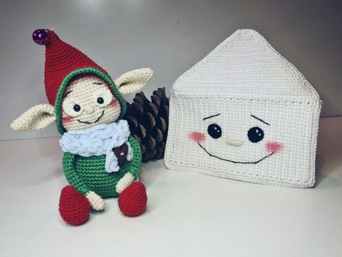 Weihnachtself mit Brief