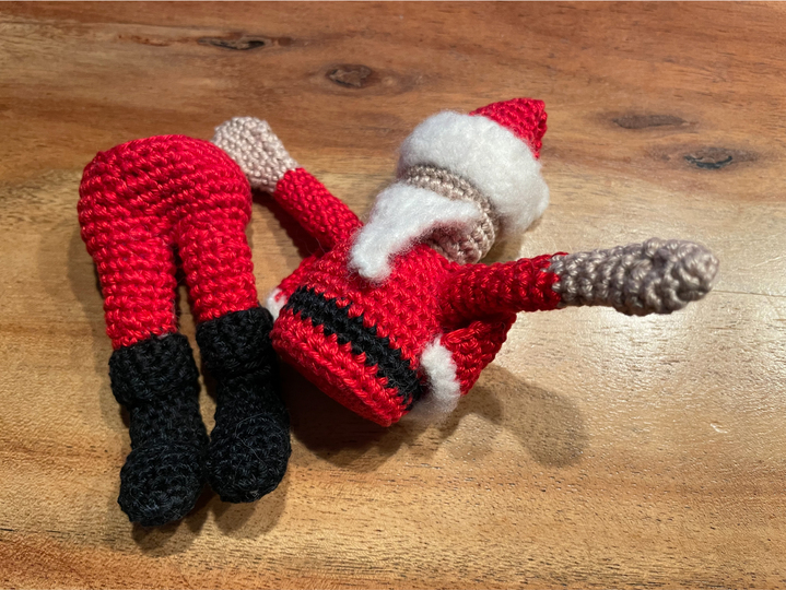 Magnet Weihnachtsmann Häkelanleitung