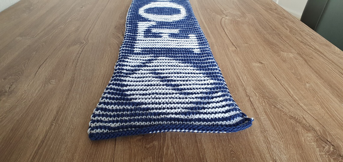 "Football", Shadow Knitting, Illusion Knitting, Motif Scarf