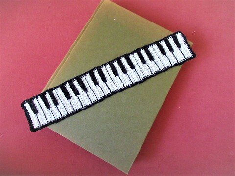 Häkelanleitung Lesezeichen Piano