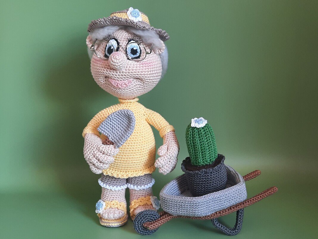 Ingrid die Gärtnerin - Amigurumi Häkelanleitung