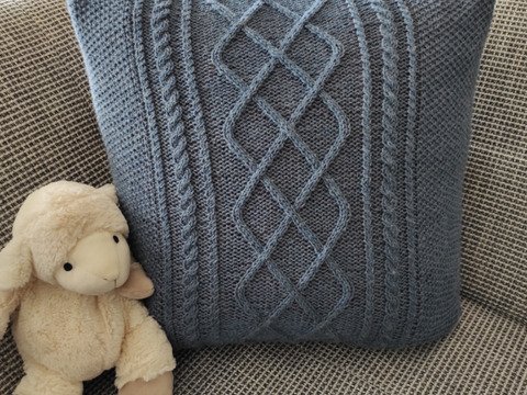 Kuschelkissen in 60 cm x 60 cm