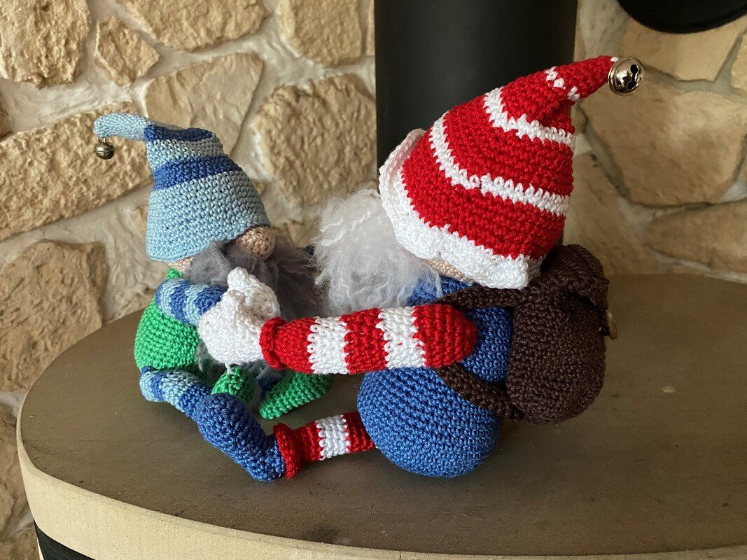 2 Weihnachtswichtel als Kanten- oder Schrankgucker - Bild 5