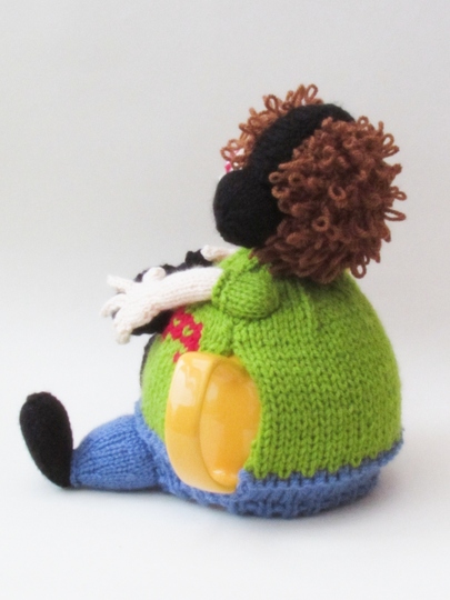 TeaCosyFolk's Gamer Tea Cosy Knitting Pattern