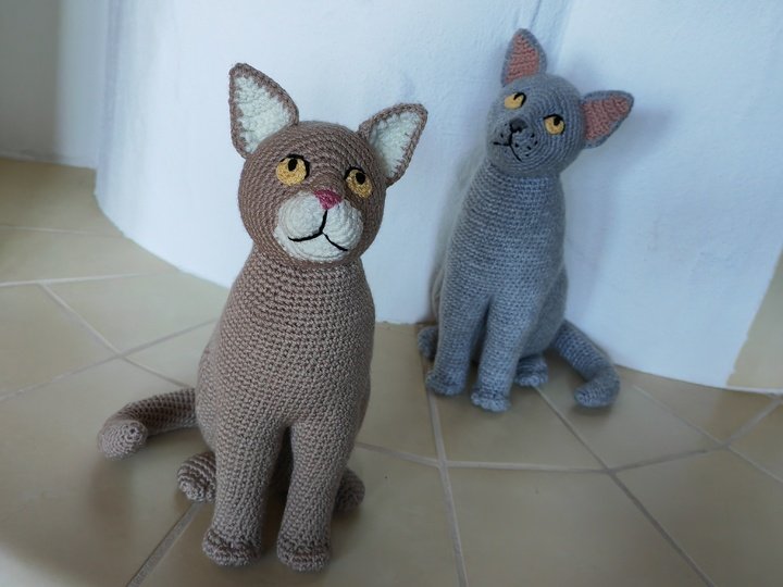 Katze sitzend - Häkelanleitung von NiggyArts