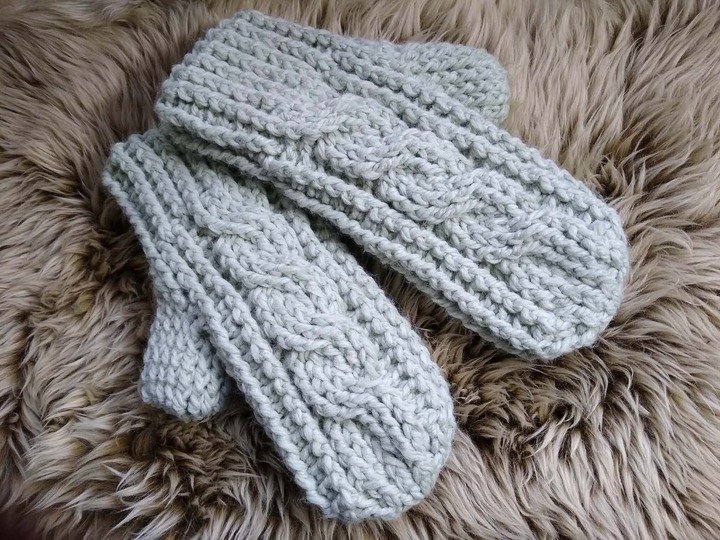 Häkelanleitung "Braids weave" Fäustlinge, one size