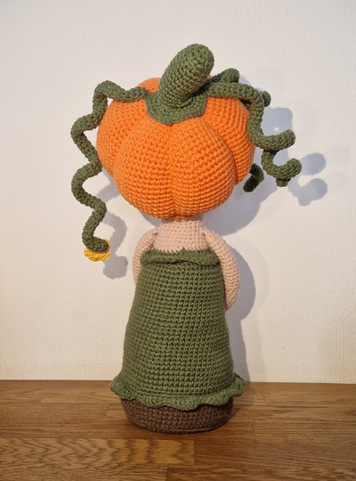Blumenkind Karla Kürbis XXL - Häkelanleitung