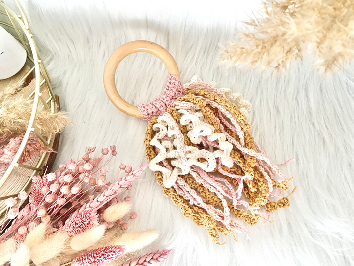 Qualle Kira und Quallengreifring- Häkelanleitung Amigurumi von Wolldiamant