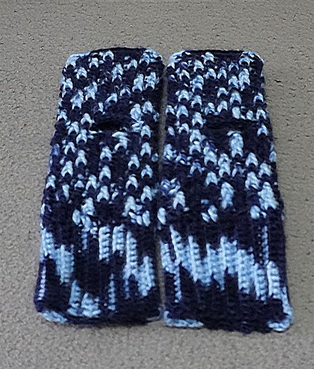 Häkelanleitung für Armstulpen - Perfekt angepasst an deine Hände!