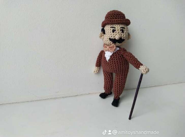 Crochet Gentleman, amigurumi man, miniature doll, dollhouse