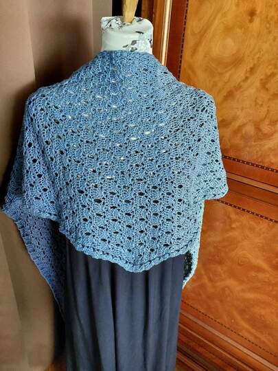 Häkelanleitung Tuch Caitlen