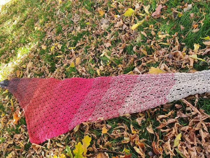 Häkelanleitung Tuch Caitlen