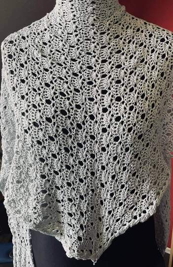 Häkelanleitung Tuch Caitlen