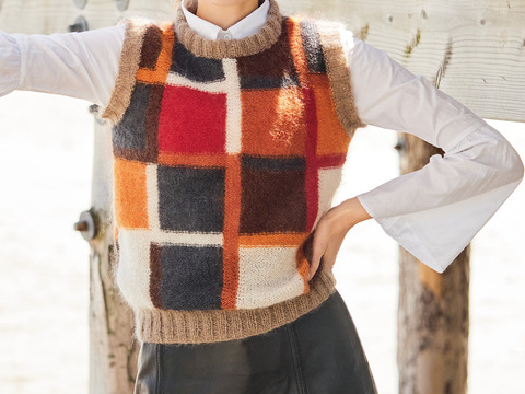 Pullunder mit Karomuster im Mondrianstil