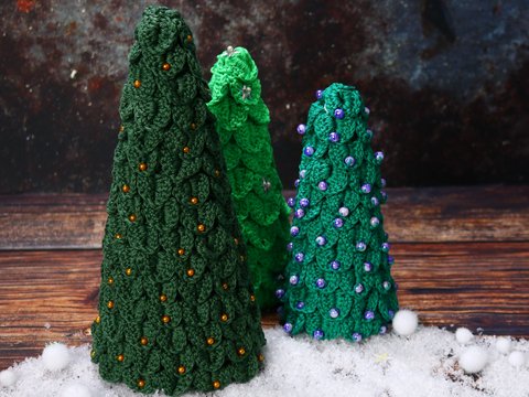 Dekorative blättrige Weihnachtsbäumchen - Häkelanleitung