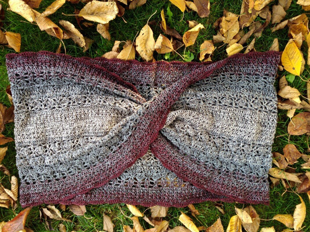 Häkelanleitung Möbius / Loop Yani