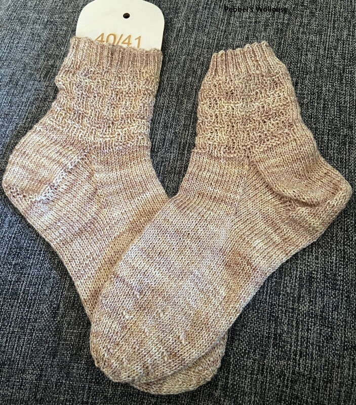 Socken Quadratisch - Praktisch