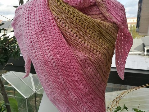 Lollipop-Lines - asymmetrisches Häkeltuch