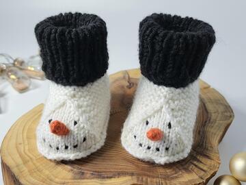 Strickanleitung Babyschühchen "Schneemann"