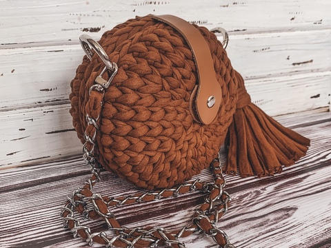 Crochet pattern round bag with t-shirt yarn PDF and video tutorial