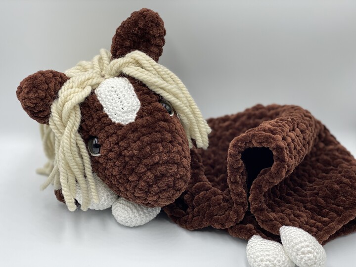 Crochet Pattern - Comforter / Cuddly Horse