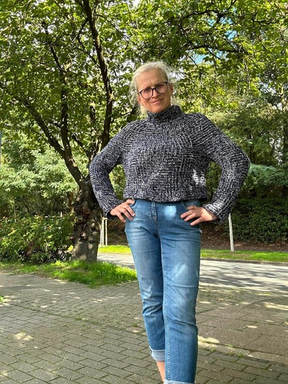 Rollkragenpullover/Kleid Stairways, Häkelanleitung