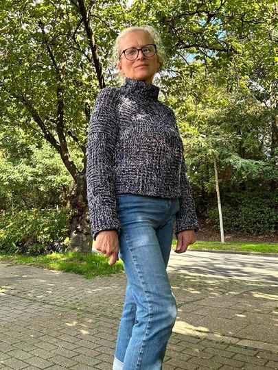 Rollkragenpullover/Kleid Stairways, Häkelanleitung