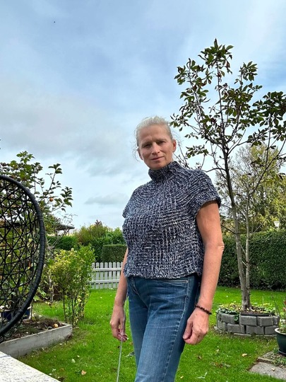 Rollkragenpullover/Kleid Stairways, Häkelanleitung