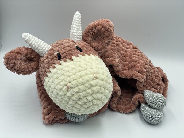 Crochet Pattern - Comforter / Cuddly Cow