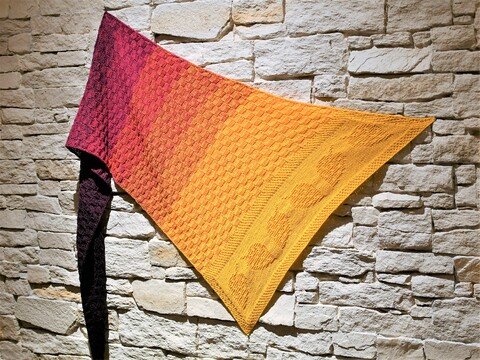 Strickanleitung Tuch "Blätterreigen"