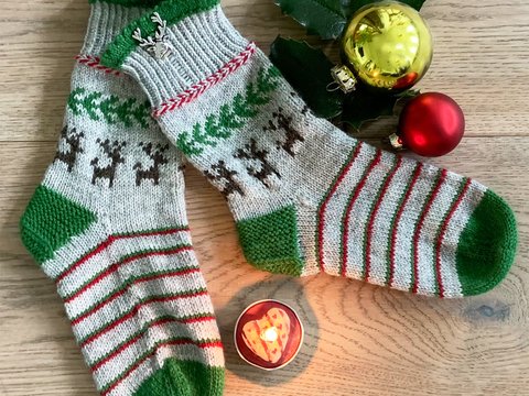 Kindersocken mit Hirschmotiv
