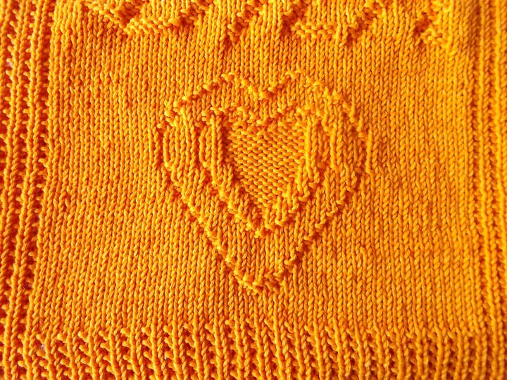 Gästehandtuch + Waschlappen mit Herzmotiv - Sparset Strickanleitung