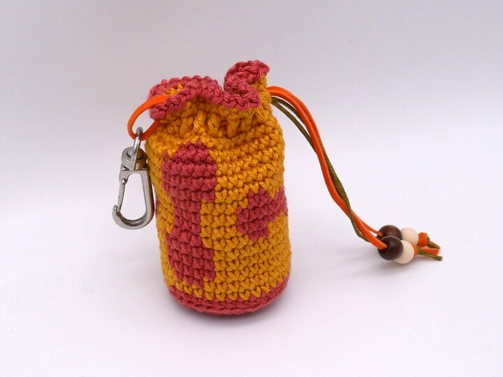 Häkelanleitung Leckerlibeutel und Kotsäckchen Spender