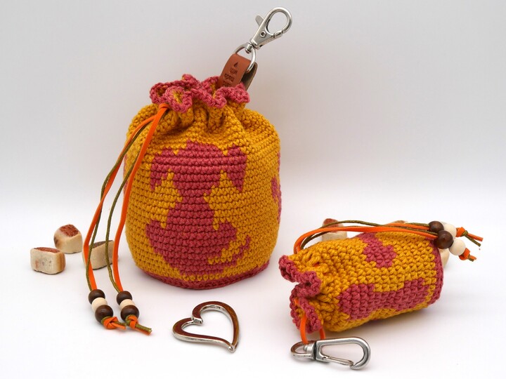 Häkelanleitung Leckerlibeutel und Kotsäckchen Spender