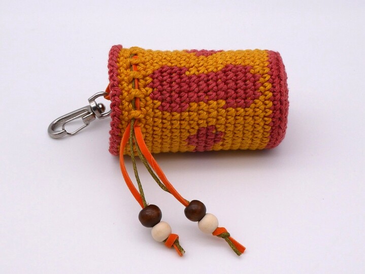 Häkelanleitung Leckerlibeutel und Kotsäckchen Spender