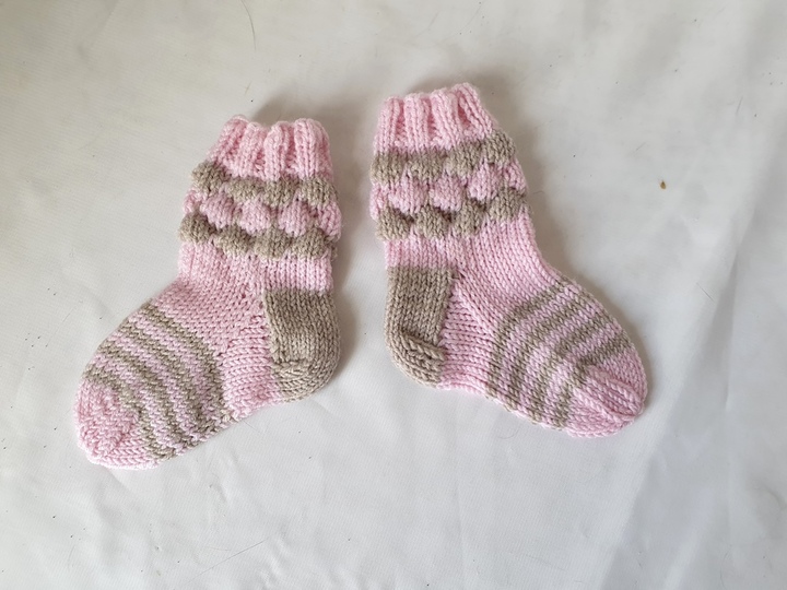 Strickanleitung Baby-Socken, Sohlenlänge ca. 9 cm