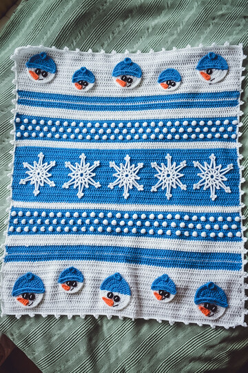 Crochet Christmas blanket- Crochet pattern- Christmas pattern- Crochet snow