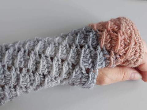 Häkelanleitung Handstulpen Verwoben