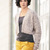Kurze Jacke mit Lochmuster in Hellgrau