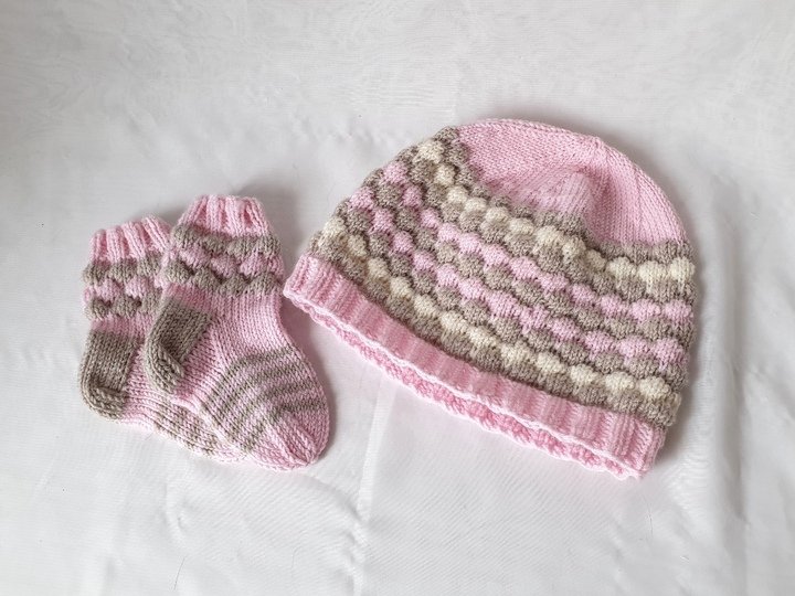 Strickanleitung Baby-Set, Baby-Mütze und Söckchen, ca. 4 - 10 Monate   #313