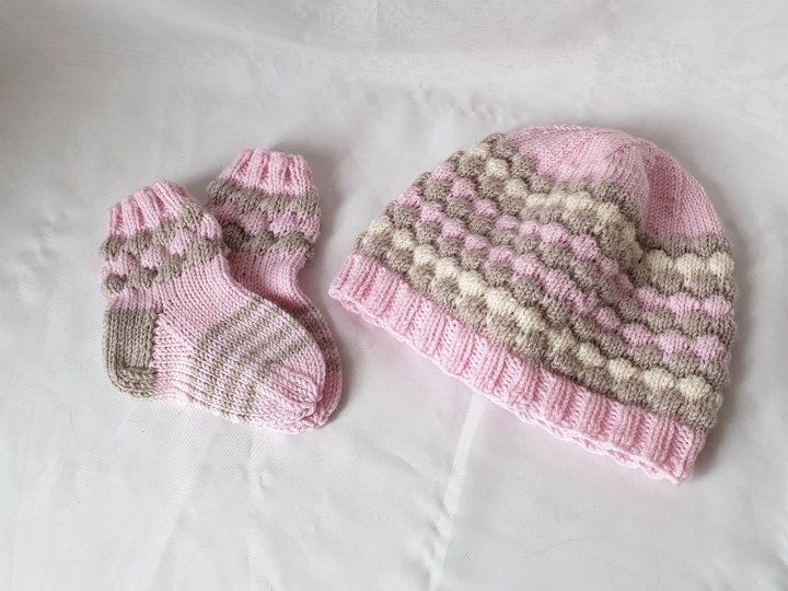 Strickanleitung Baby-Set, Baby-Mütze und Söckchen, ca. 4 - 10 Monate   #313