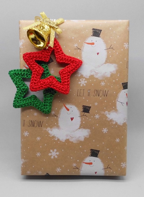 Little star ornament hanging decoration versatile & easy from leftover yarn - Image 5