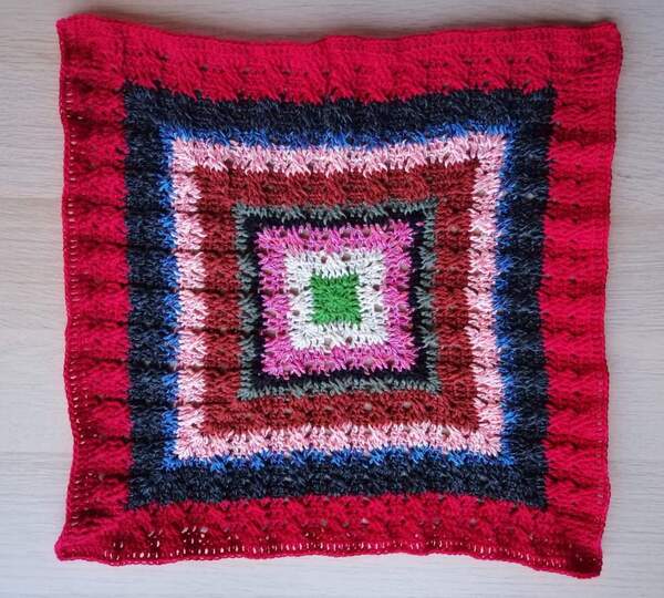 JahresCAL Häkeldecke Marah