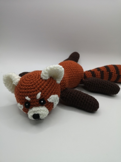 Roter Panda Kantenhocker- Häkelanleitung von NiggyArts