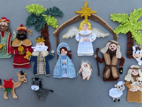 Nativity scene crochet applique