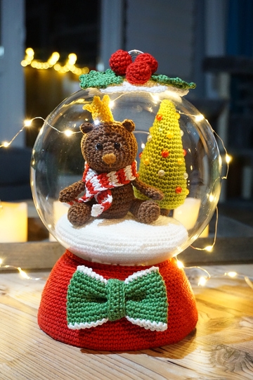 Häkelanleitung Schneekugel mit Berliner Bär und Weihnachtsbaum, PDF Datei