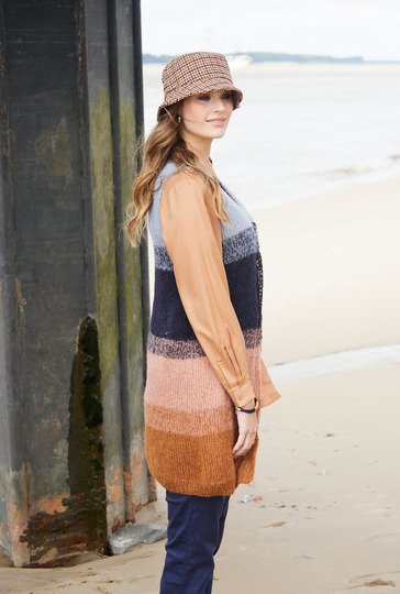 Lange Weste mit breiten Streifen in Hellblau, Dunkelblau, Rost und Lachs