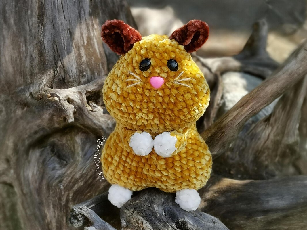 Easy Crochet Pattern - Begging Hamster Amigurumi