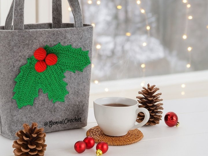 Holly Berry Decor Crochet Pattern - Christmas Applique