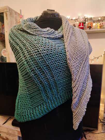 Häkelanleitung "Juste" asymetrisches Tuch